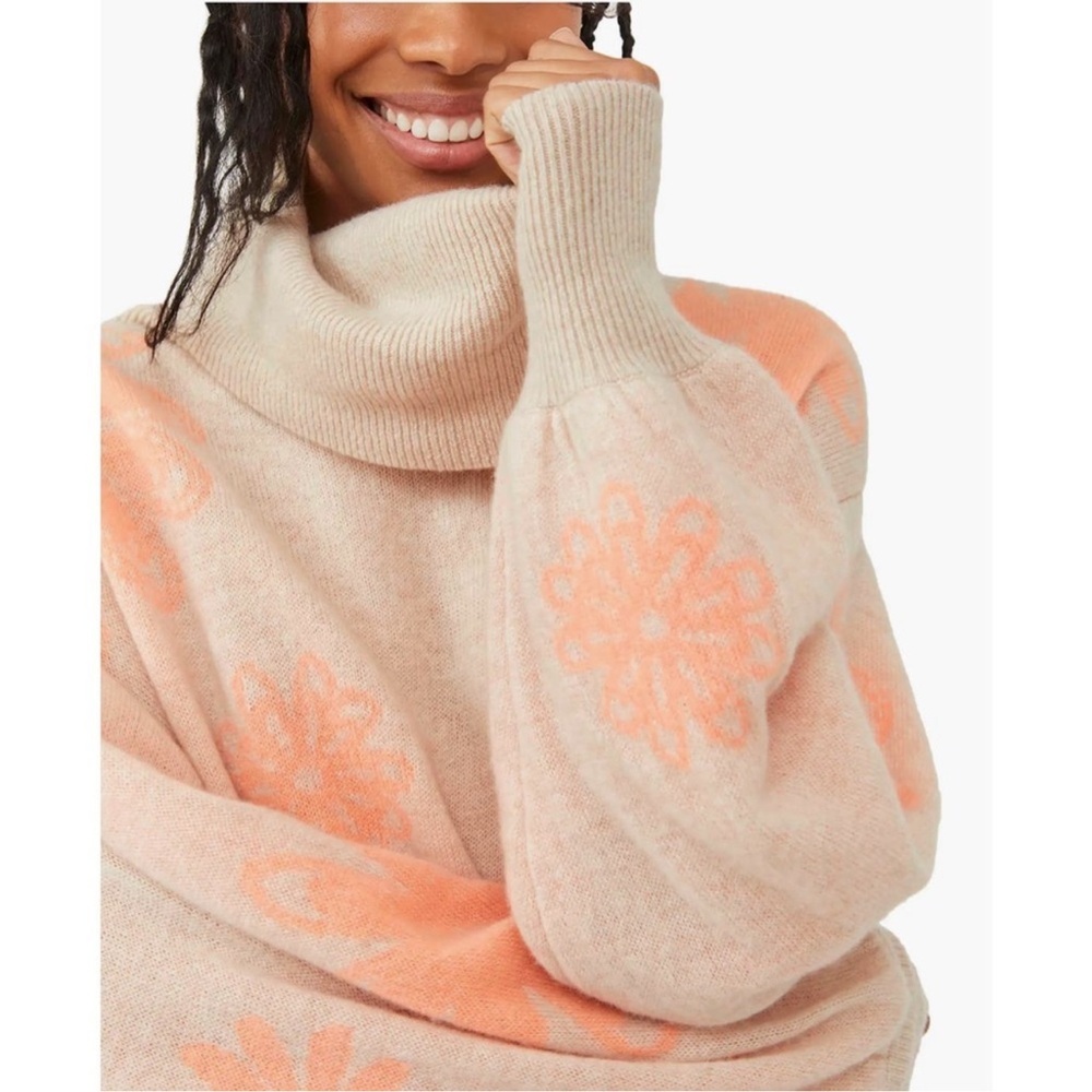 NWOT Free People Daisy Chain Cashmere Turtleneck Sweater